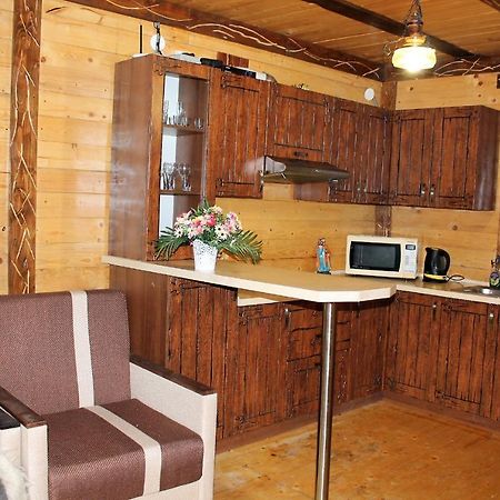 Szlachta Cottage Bukovel Exterior photo