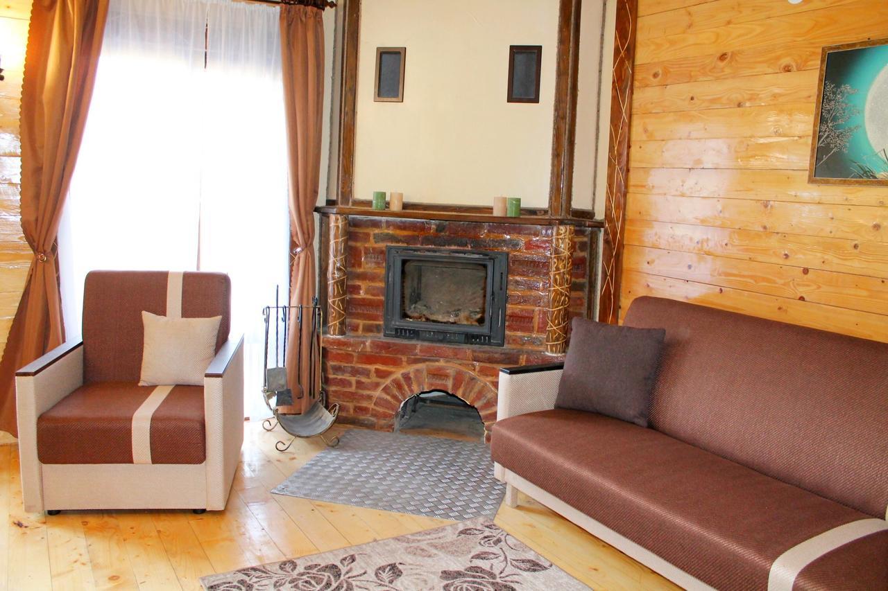 Szlachta Cottage Bukovel Exterior photo